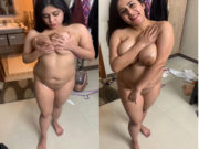 Big Boobs Indian Girl Shows Nude Body